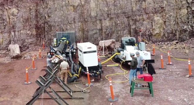 Petra半自动热力钻探机器人能够在不可钻的岩石中开凿隧道MYBALL迈博